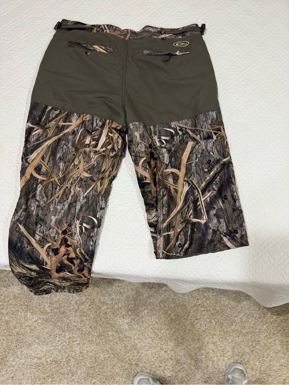 NEW Drake Waterfowl Systems Insulated Camo Hunting Bibs Men’s Large NWOT